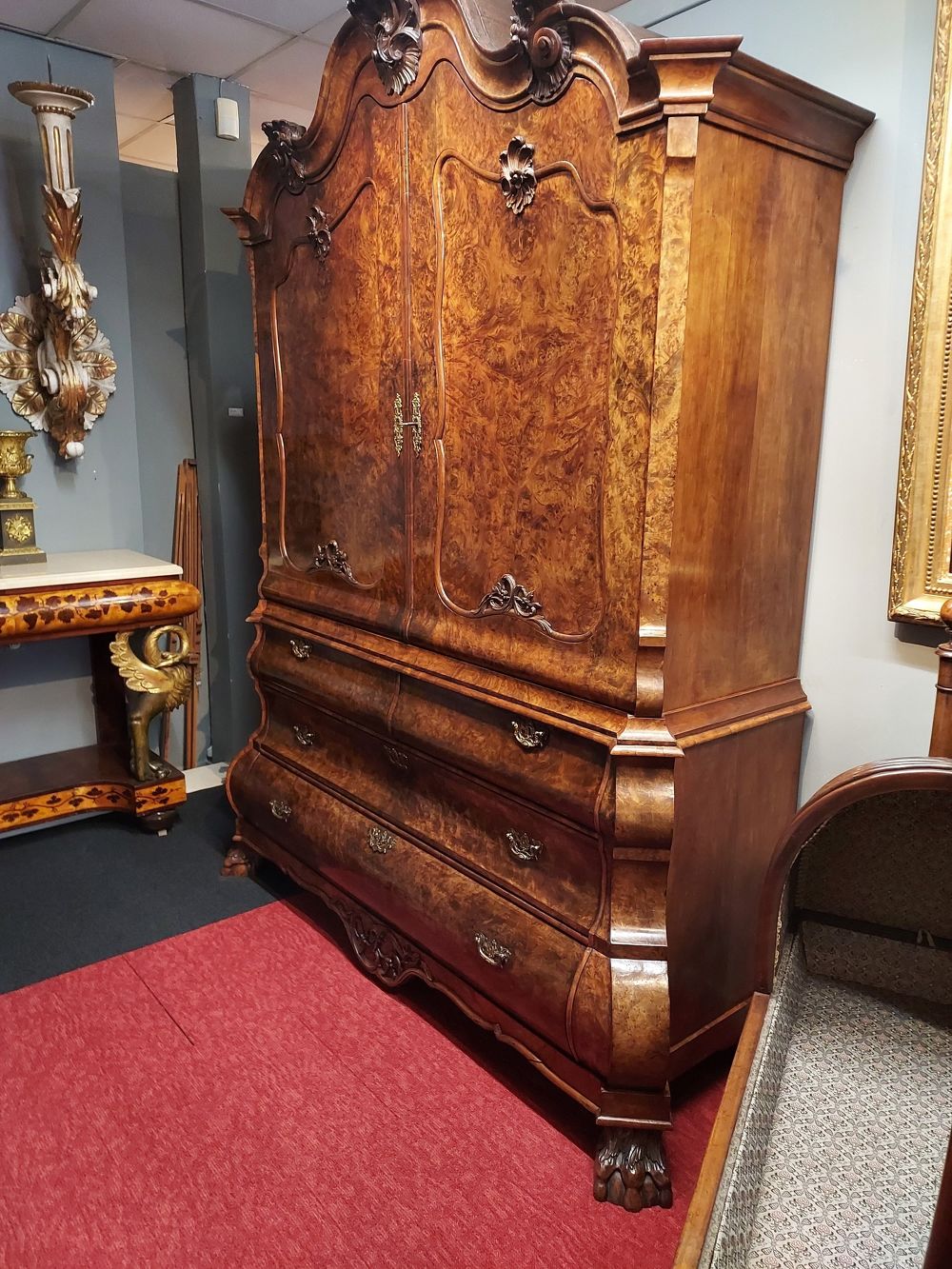 Van de Ven Antique dealers Dutch bowed three times